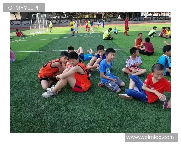 王娜专访：从绿茵场到人生舞台的足球旅程回顾与展望